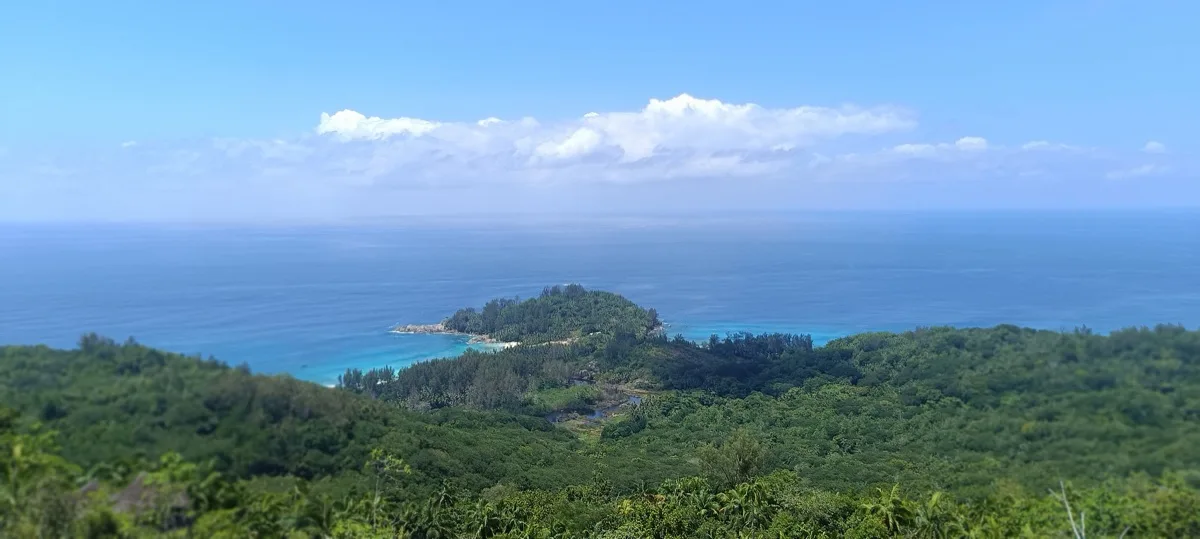 Anse Marie Louise to Police Bay photo 13