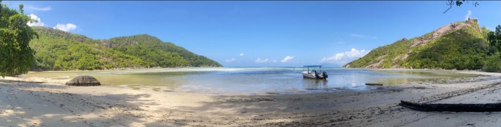 Bel Ombre to Baie Ternay Marine National Park to Port Launay Beach photo 1