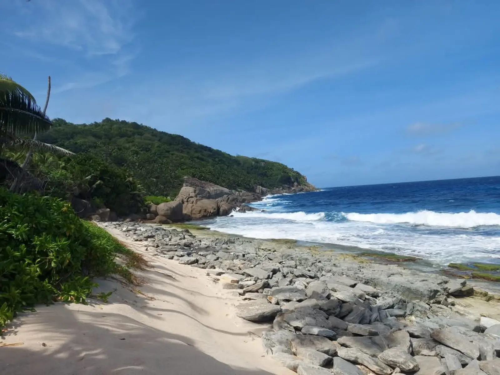 Anse Petite Boileau Trail photo 2