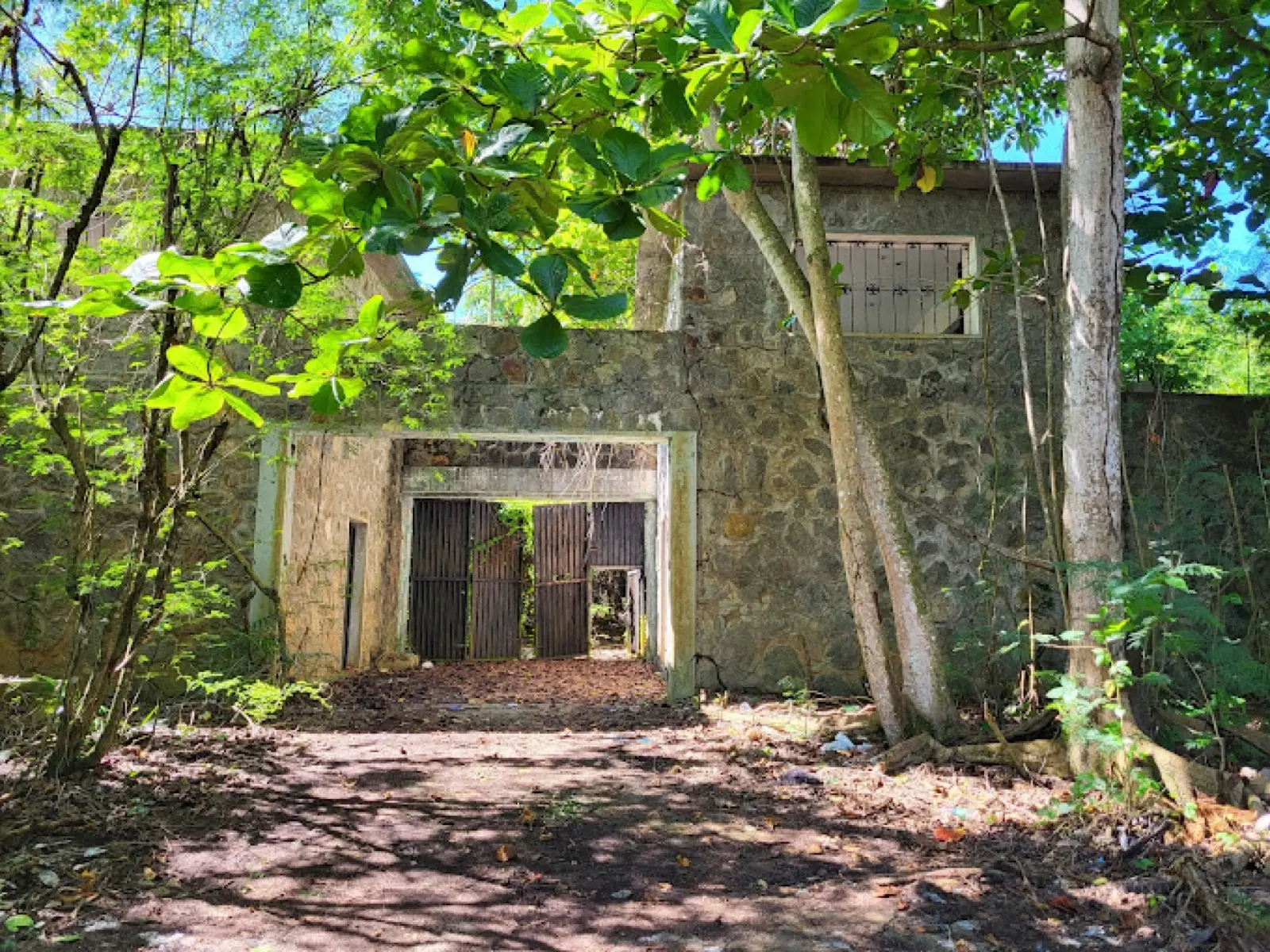 Anse Petite Boileau Trail